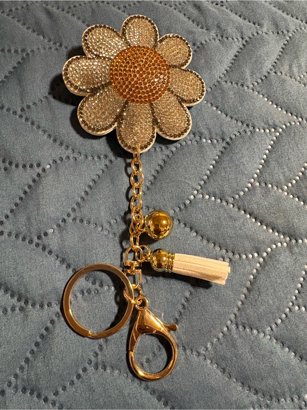 BLING Bag Charm/keychain Daisy Rhinestone Whitr & Gold - Price IS FOR “1” ONE